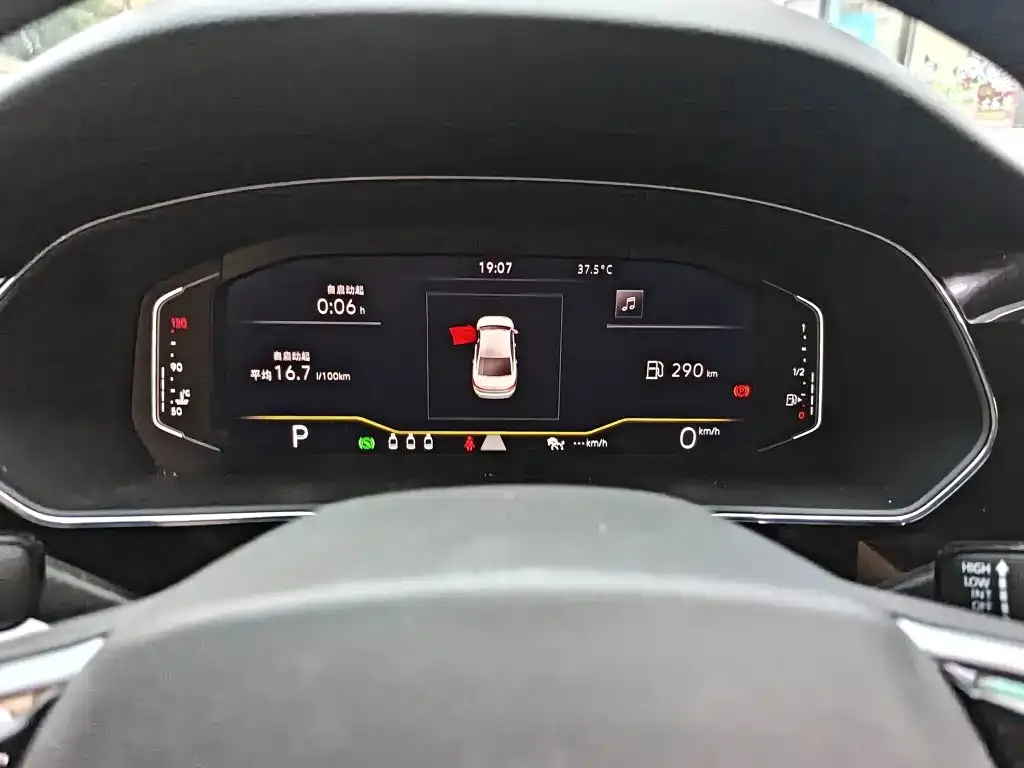 Volkswagen Passat — фото 7