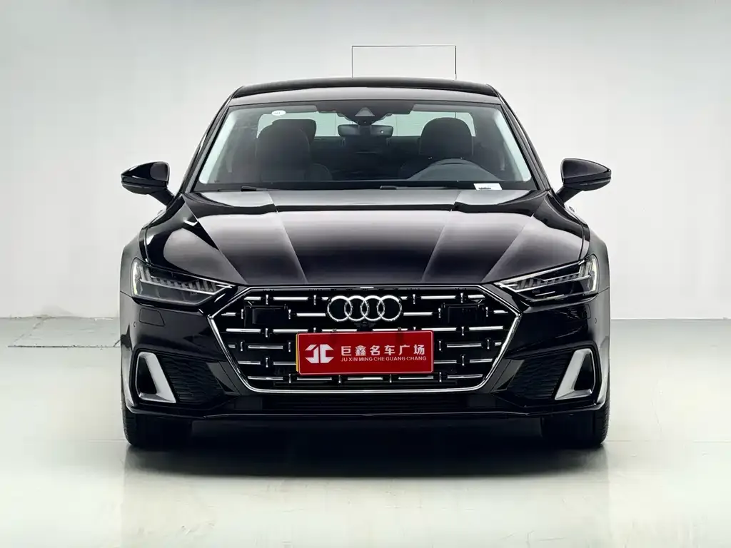 Audi A7L — фото 2
