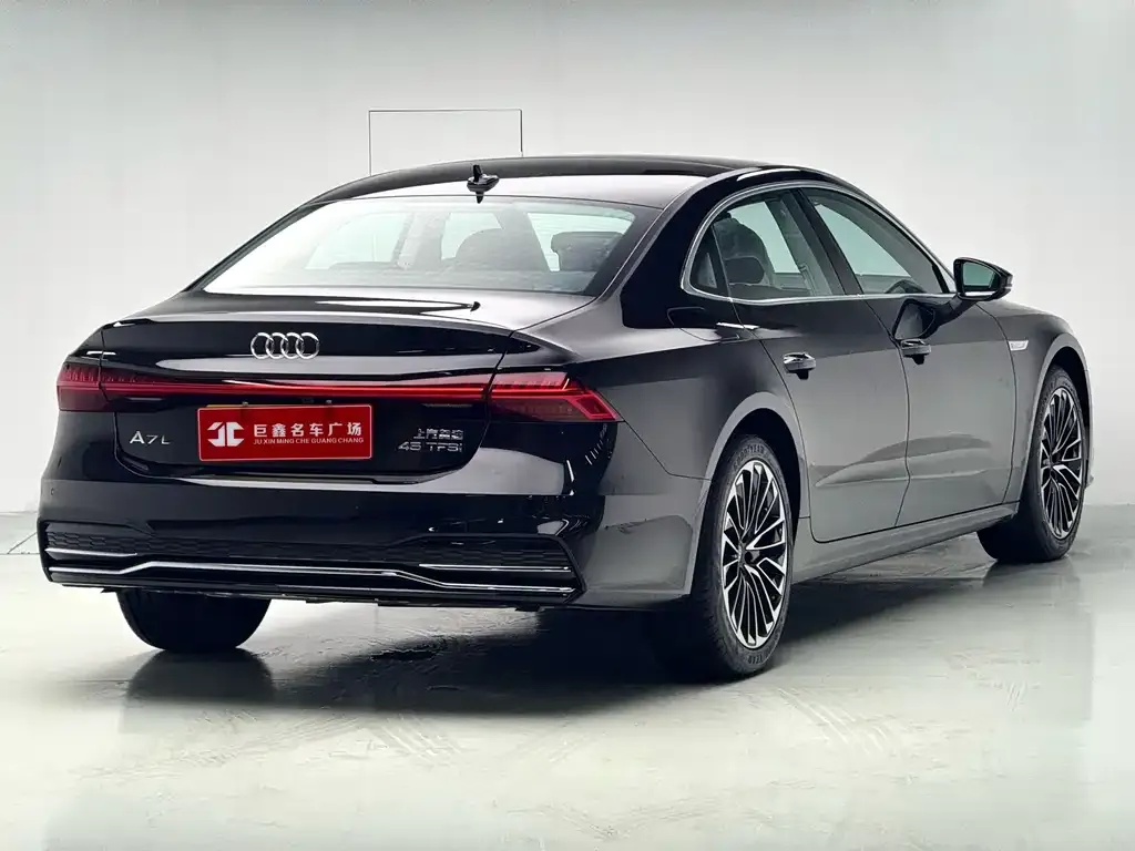 Audi A7L — фото 3