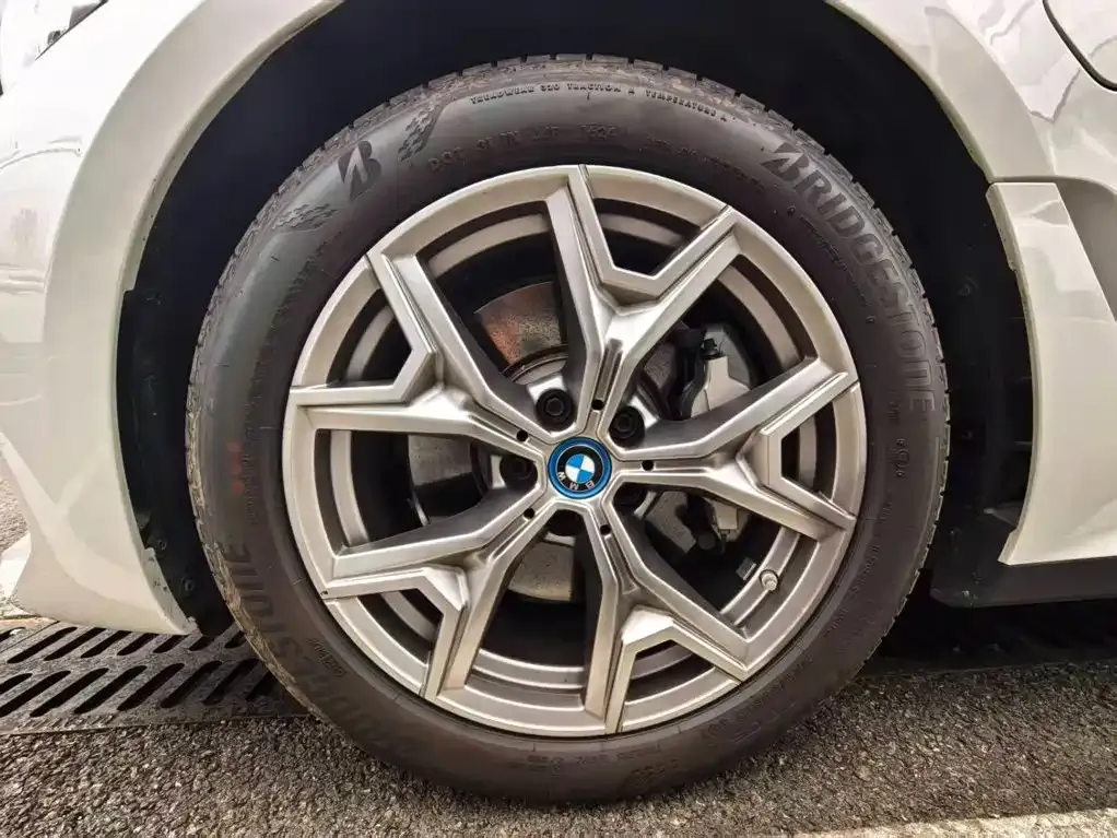 BMW i3 — фото 6