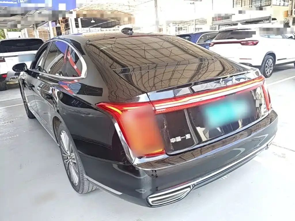 Hongqi H9 — фото 9