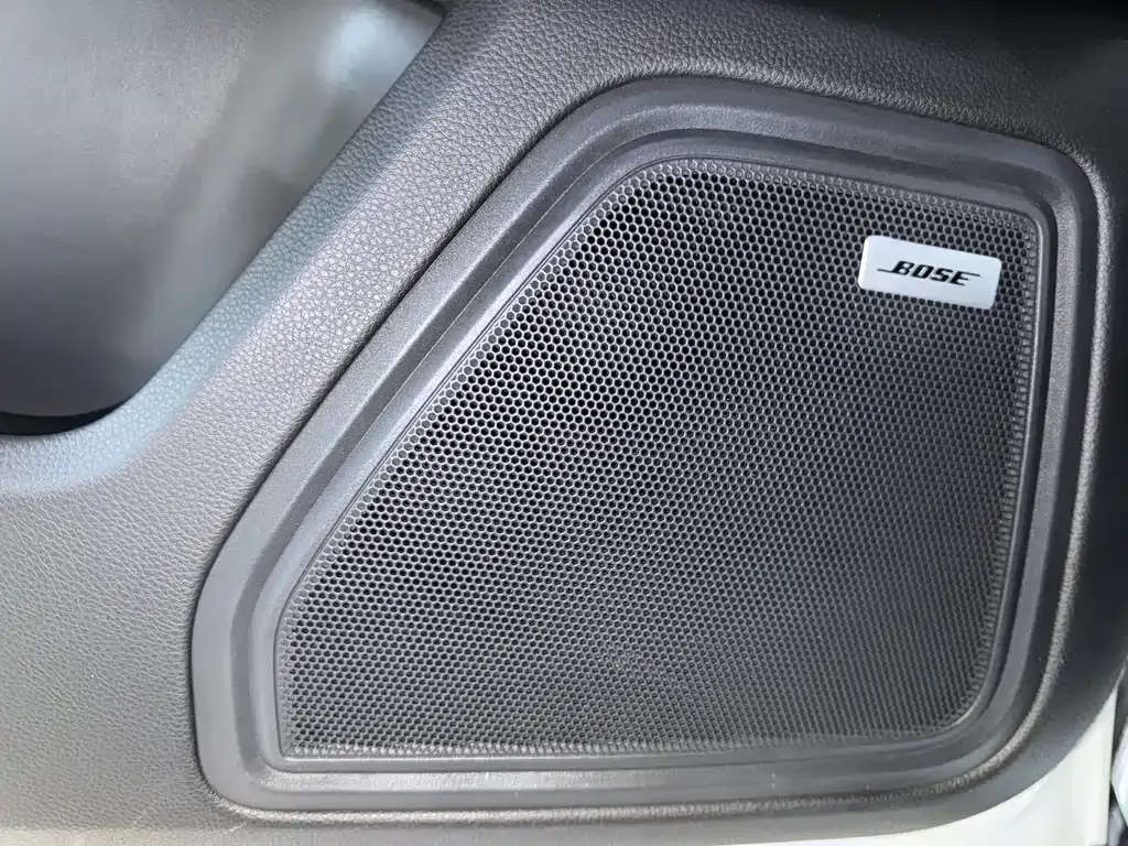 Porsche Macan — фото 10
