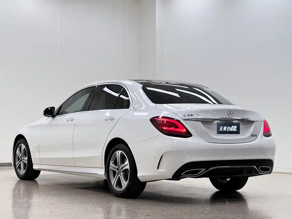 Mercedes-Benz C-Class — фото 7