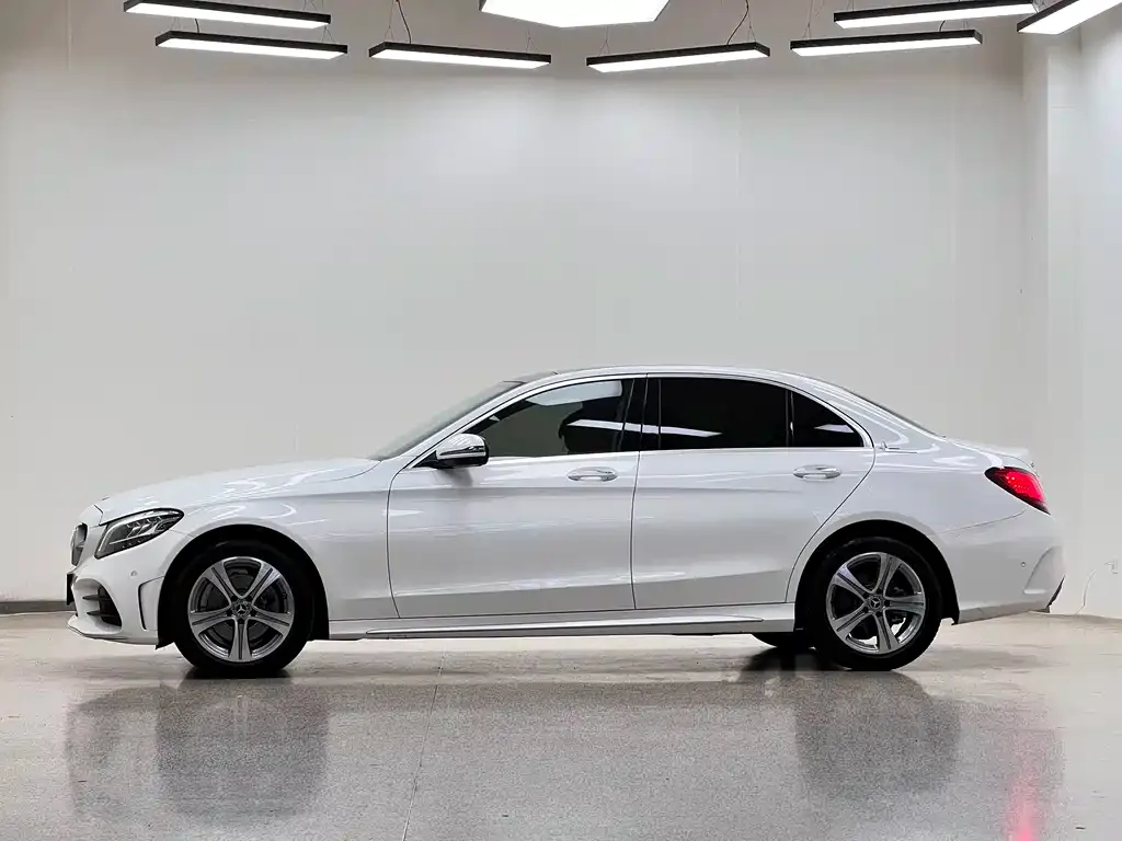 Mercedes-Benz C-Class — фото 4