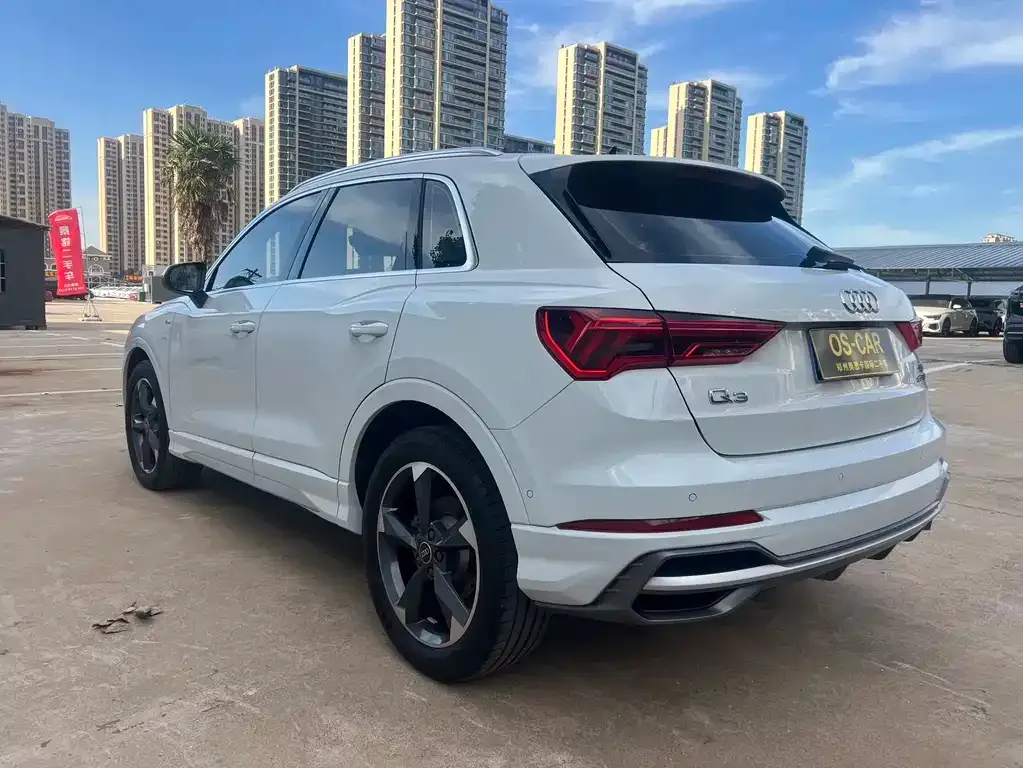 Audi Q3 — фото 9