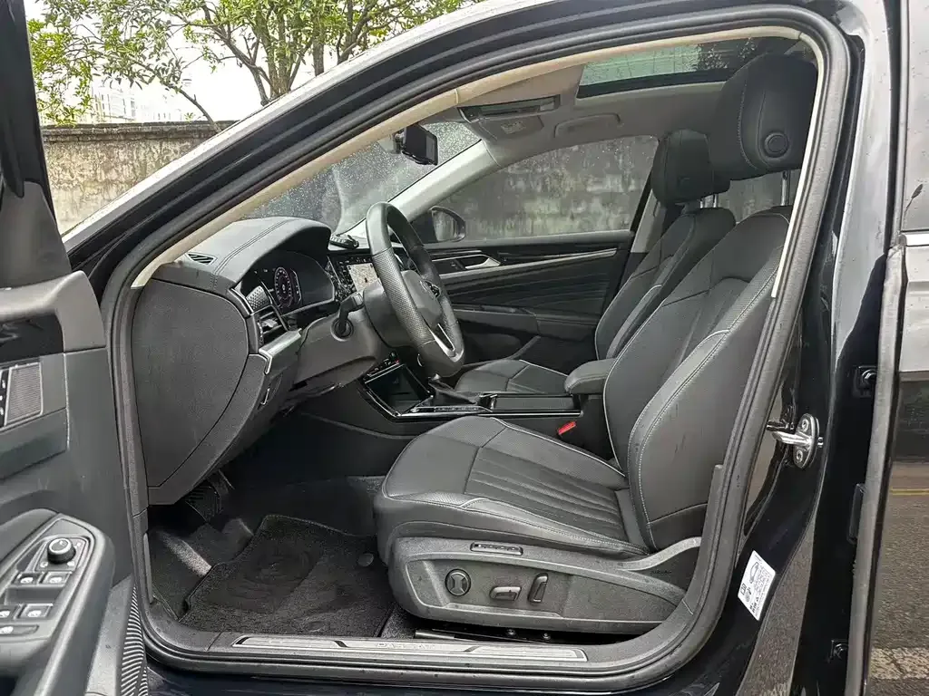 Volkswagen Passat — фото 4