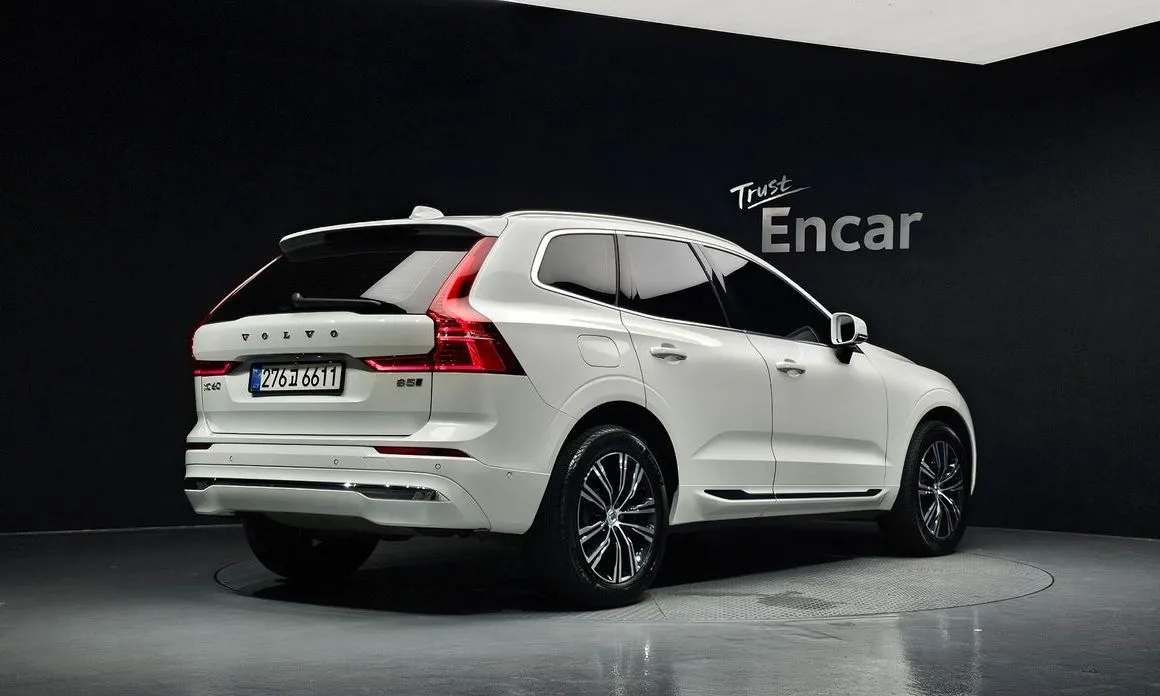 Volvo XC60 — фото 2