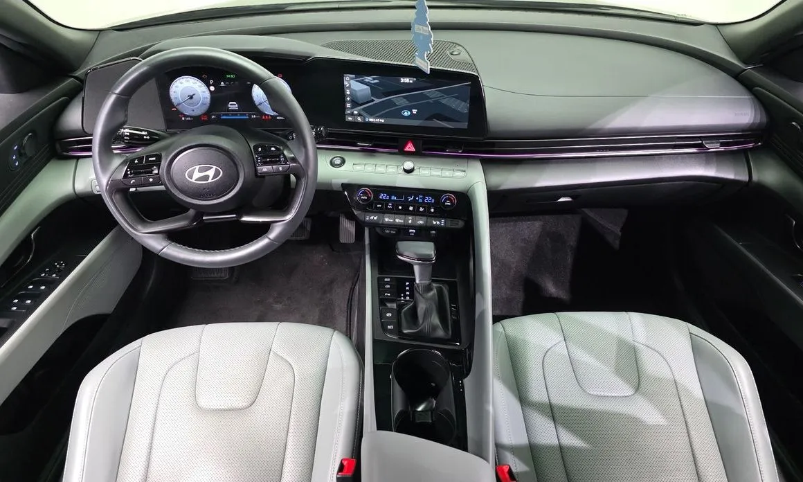 Hyundai AVANTE — фото 3