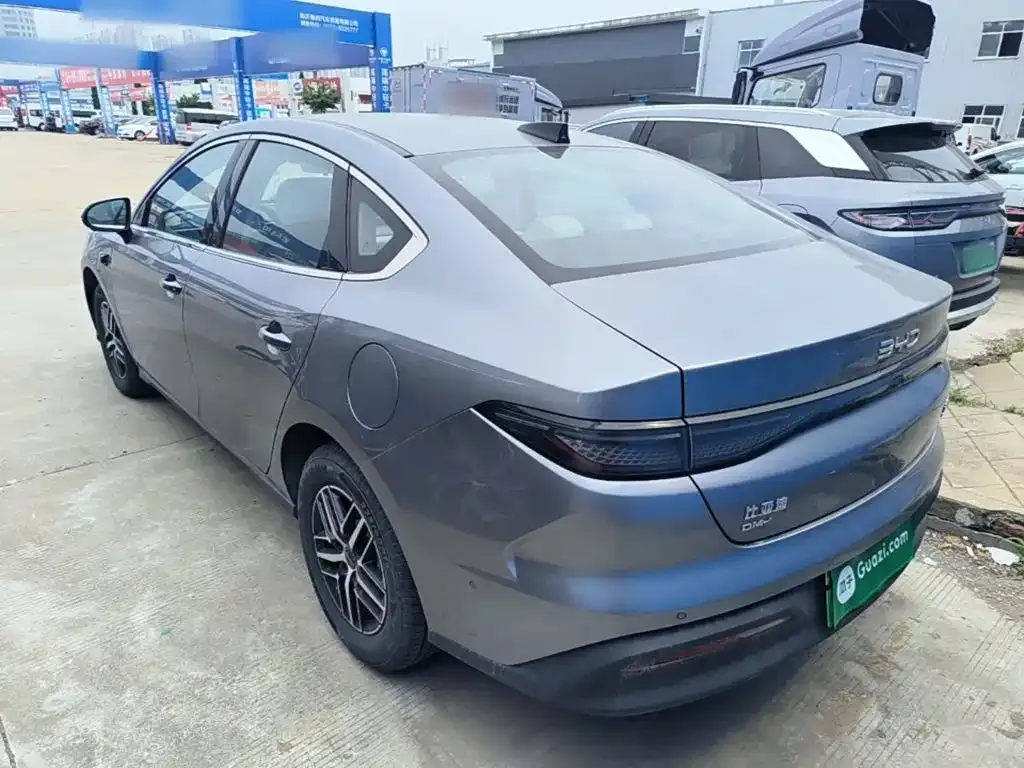 BYD Seal 05 DM-i — фото 5