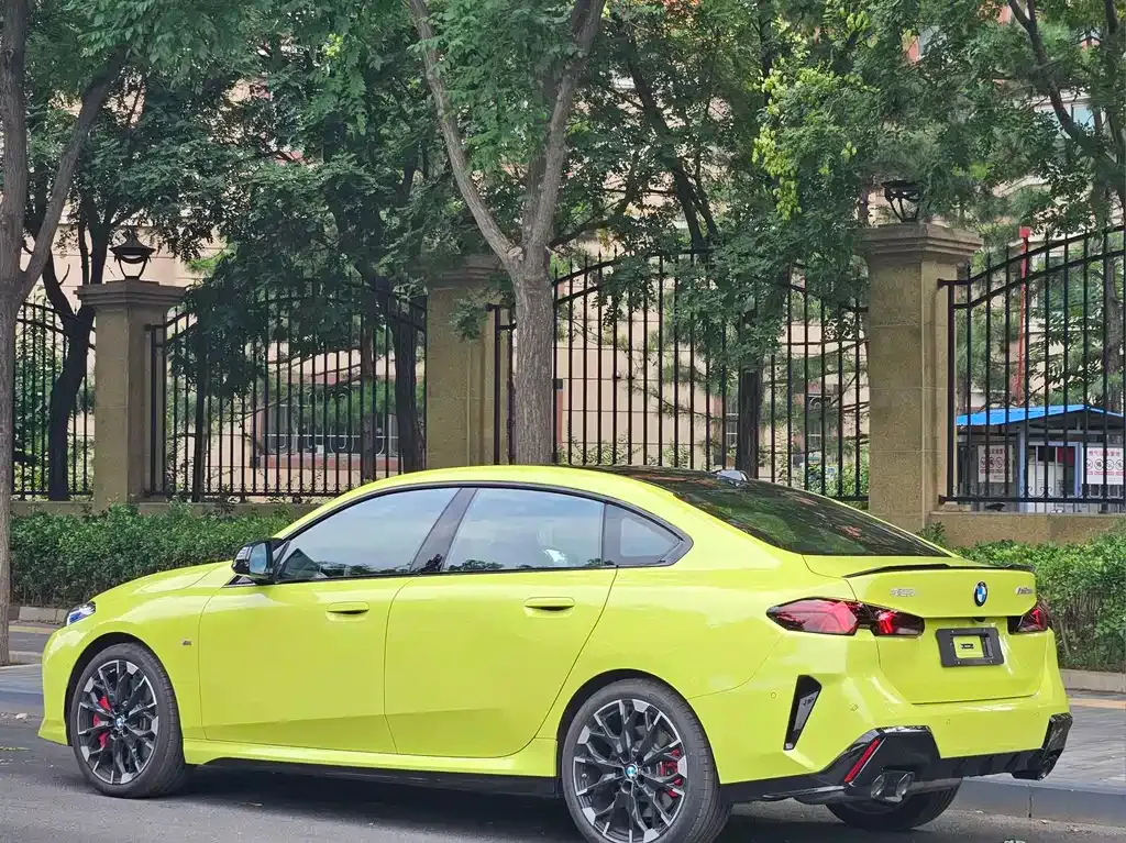 BMW M235L — фото 10
