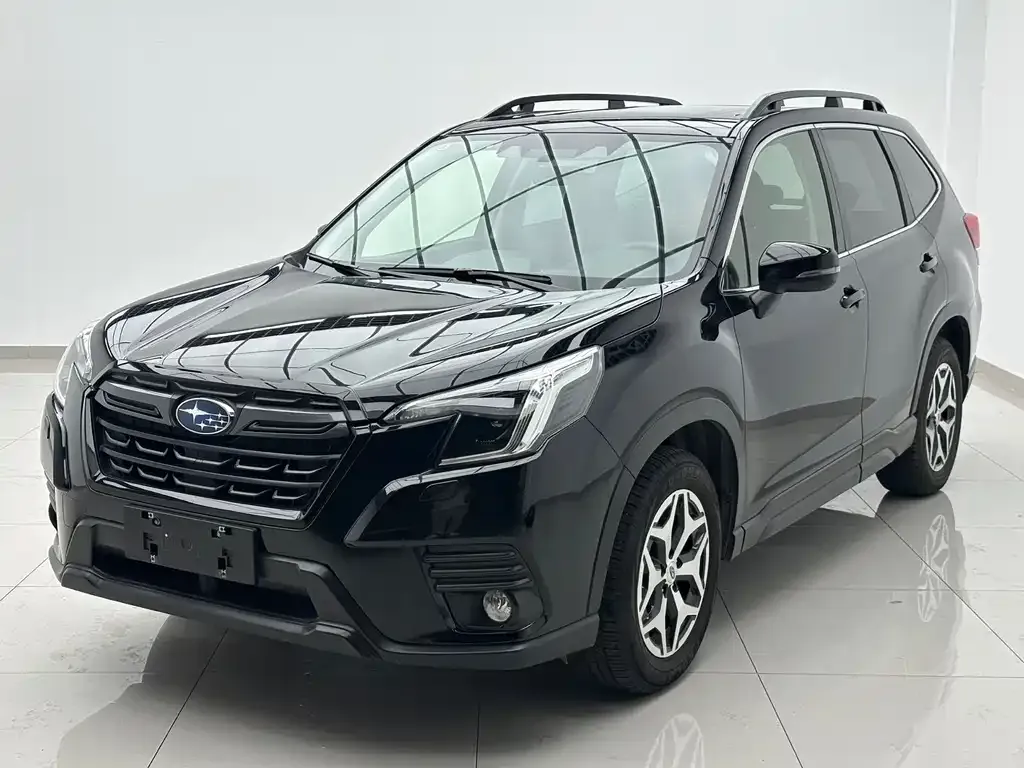 Subaru Forester — фото 1