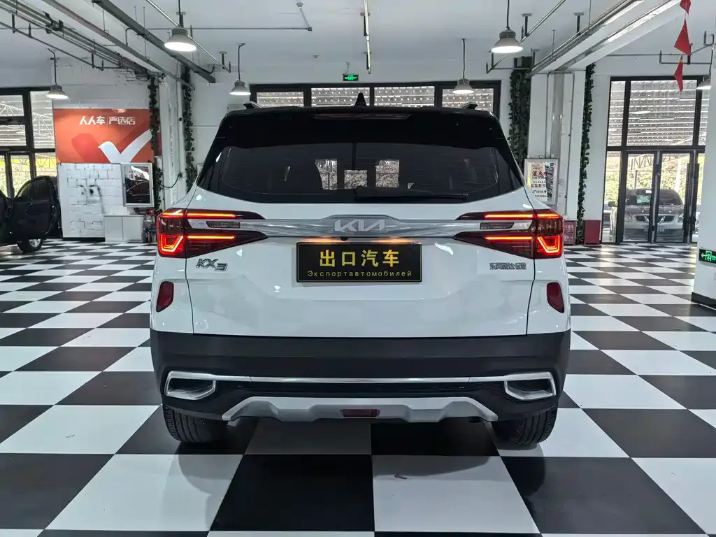 Kia KX3 2022 из CN, фото 6