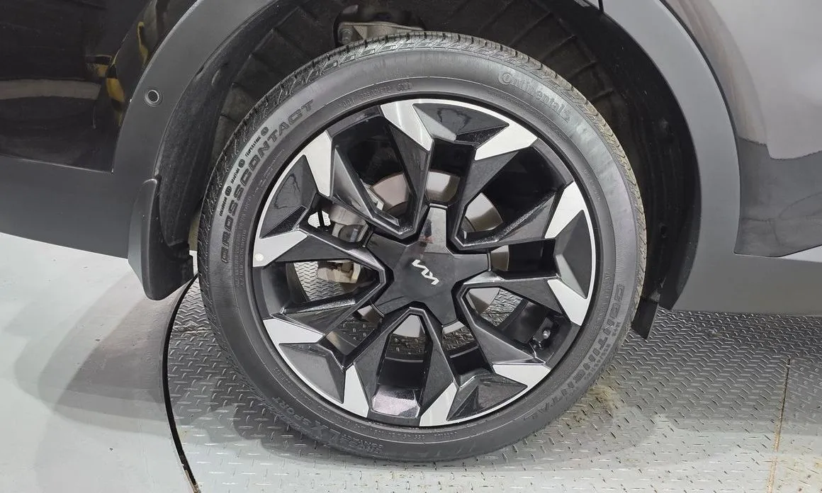 Kia Sorento — фото 5
