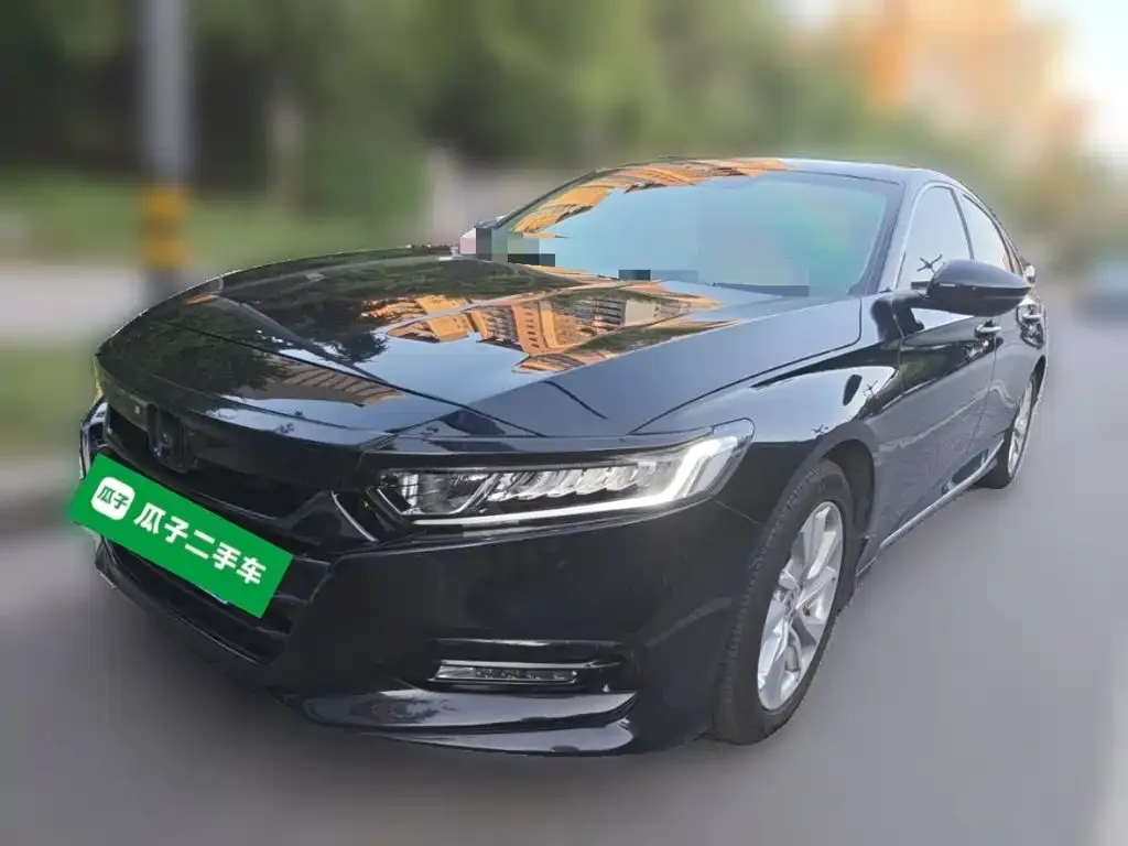 Honda Accord — фото 5