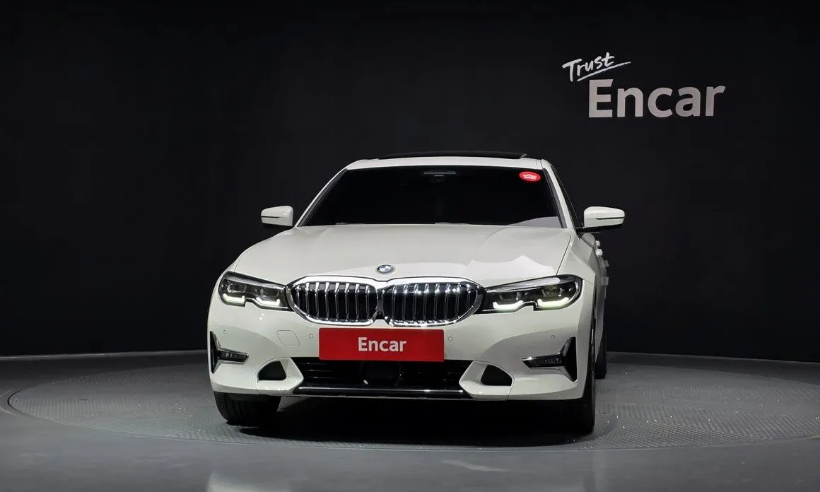 BMW 3-Series 2021 из KR, фото 8