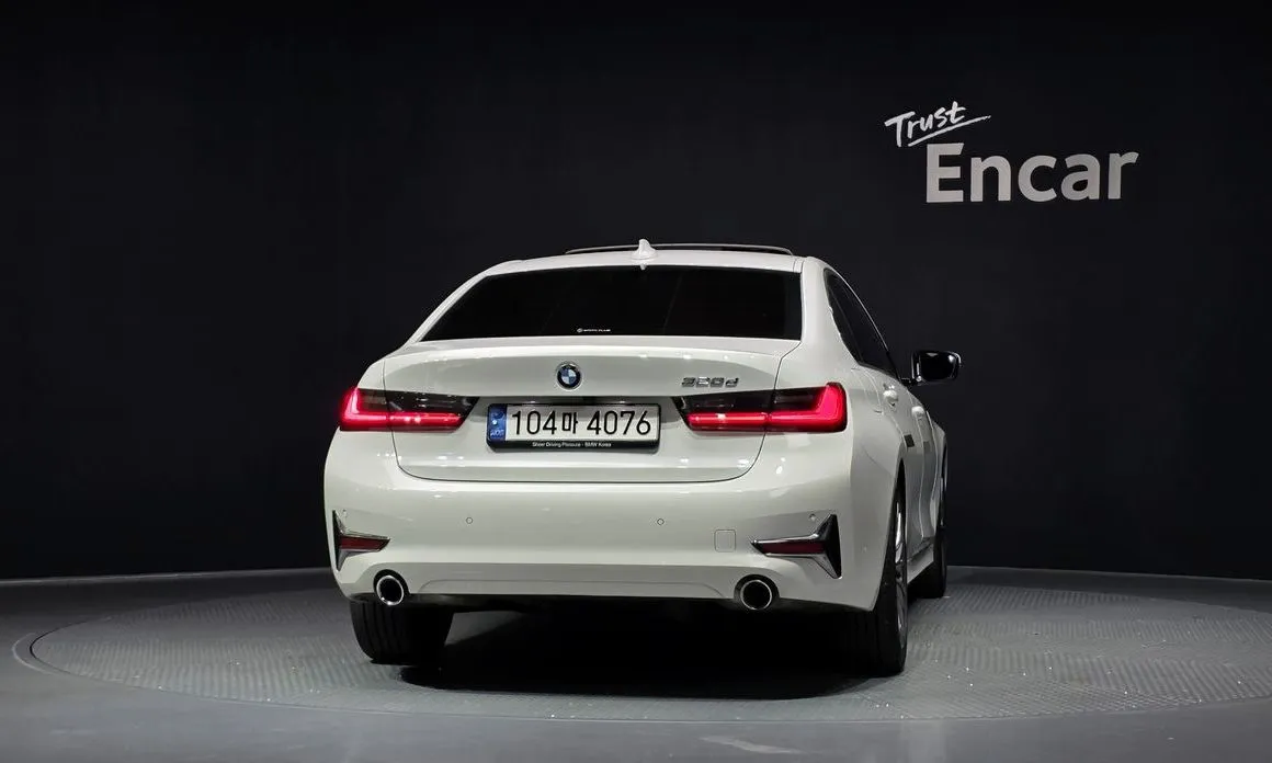 BMW 3-Series 2021 из KR, фото 2