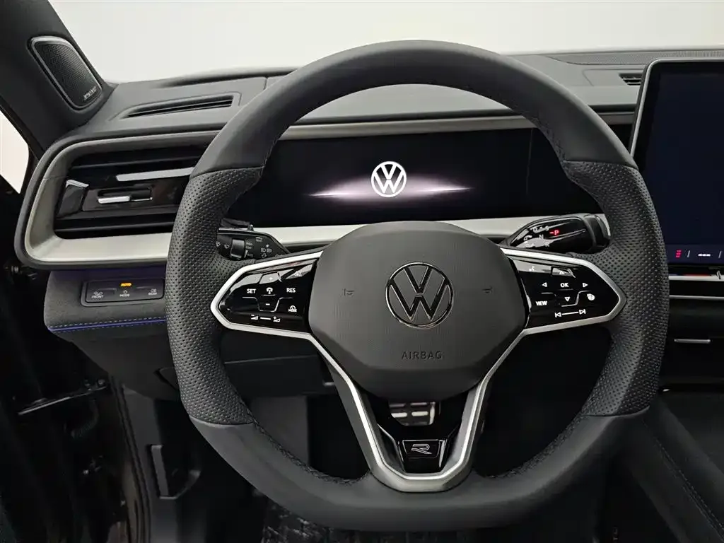 Volkswagen Teramont X — фото 10