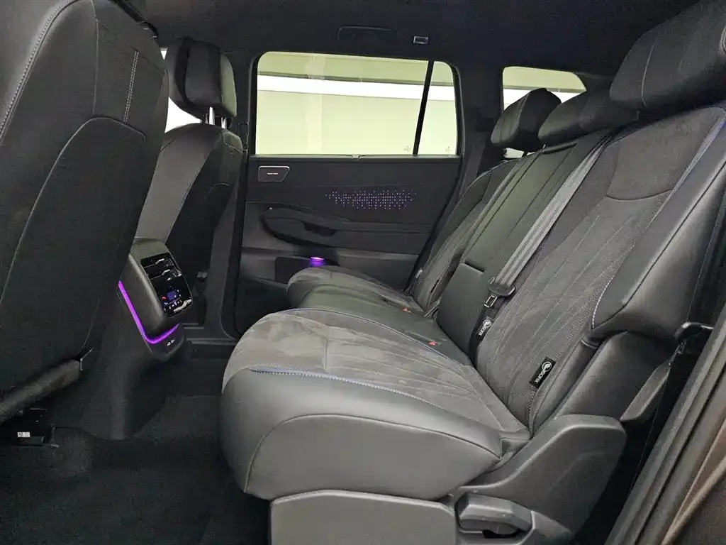 Volkswagen Teramont X — фото 8