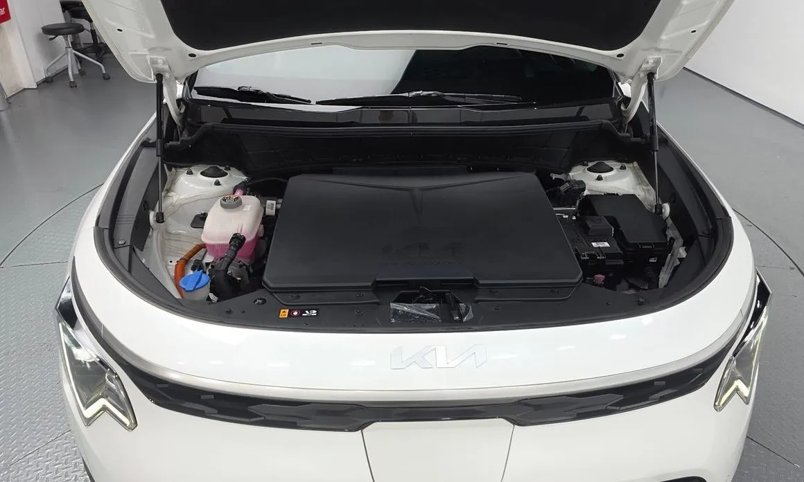 Kia Niro — фото 10