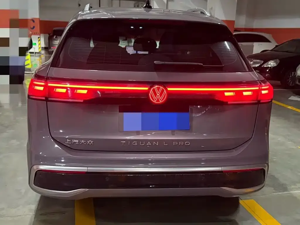 Volkswagen Tiguan L — фото 3