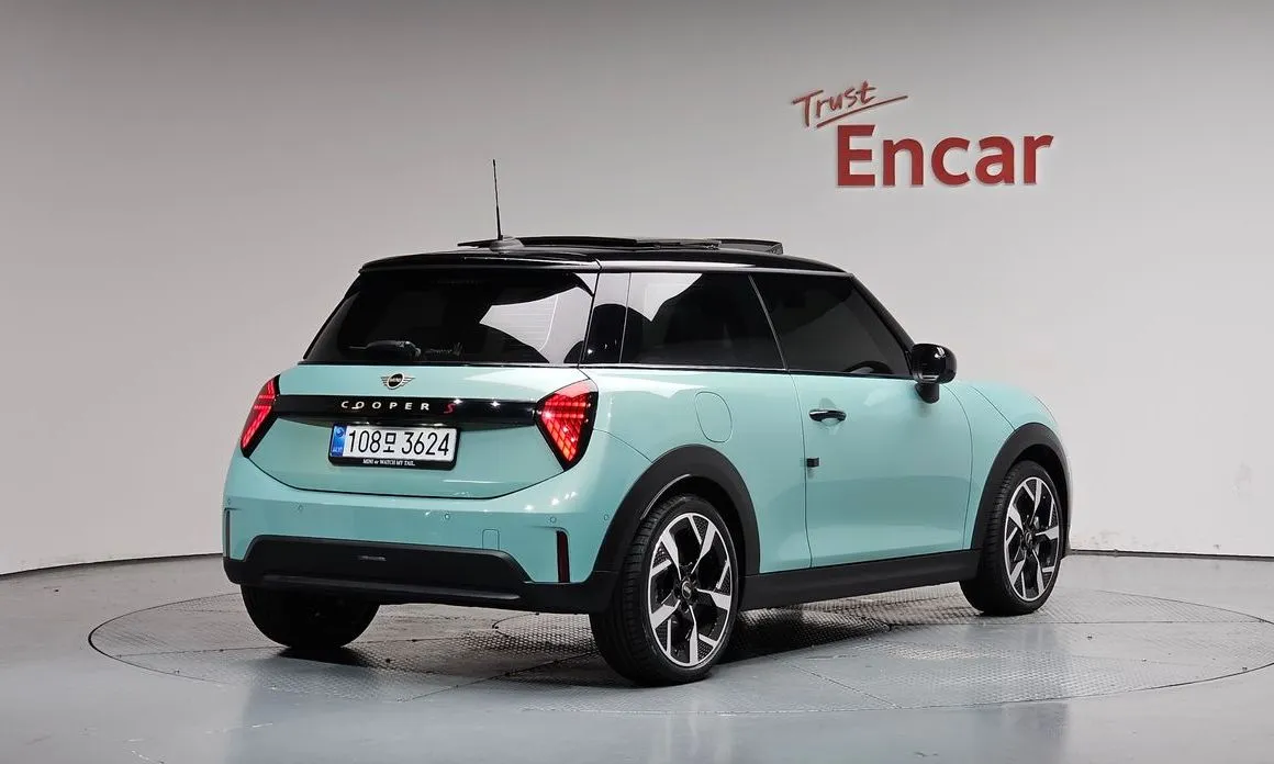 Mini Cooper 2026 из KR, фото 4