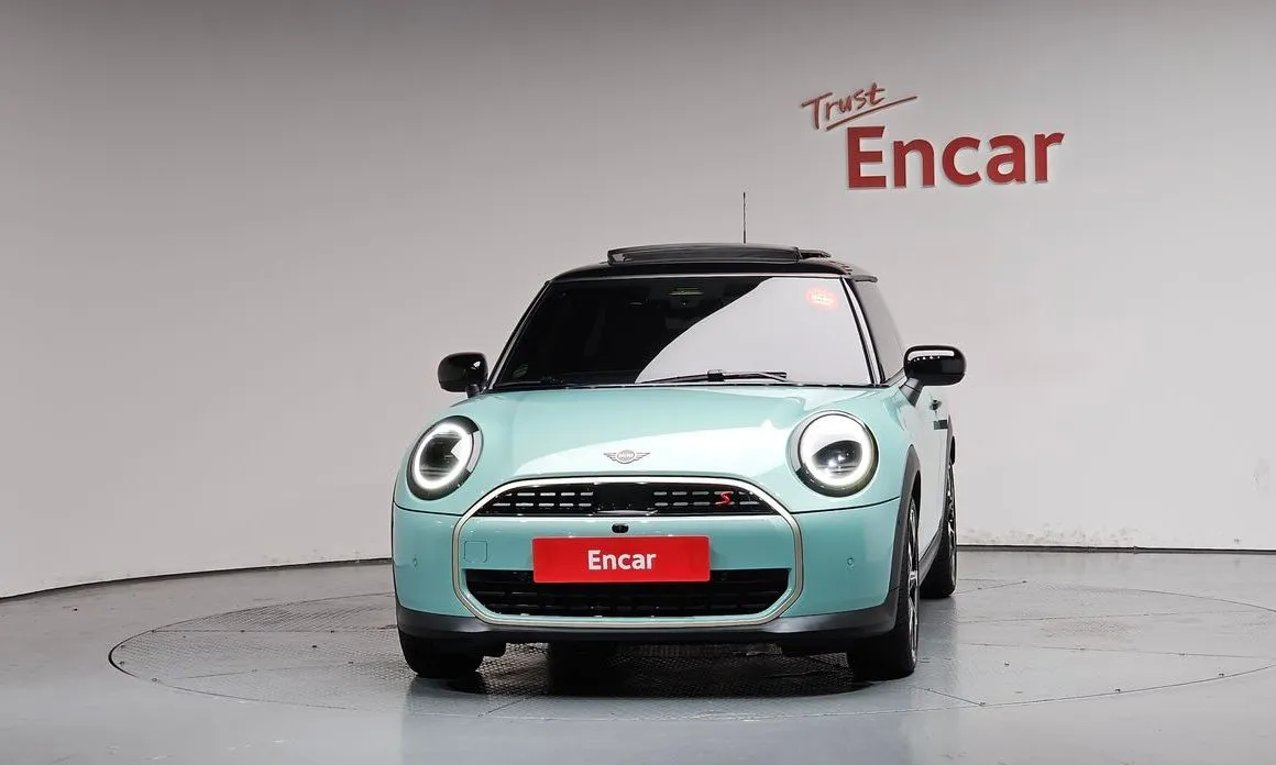 Mini Cooper 2026 из KR, фото 2