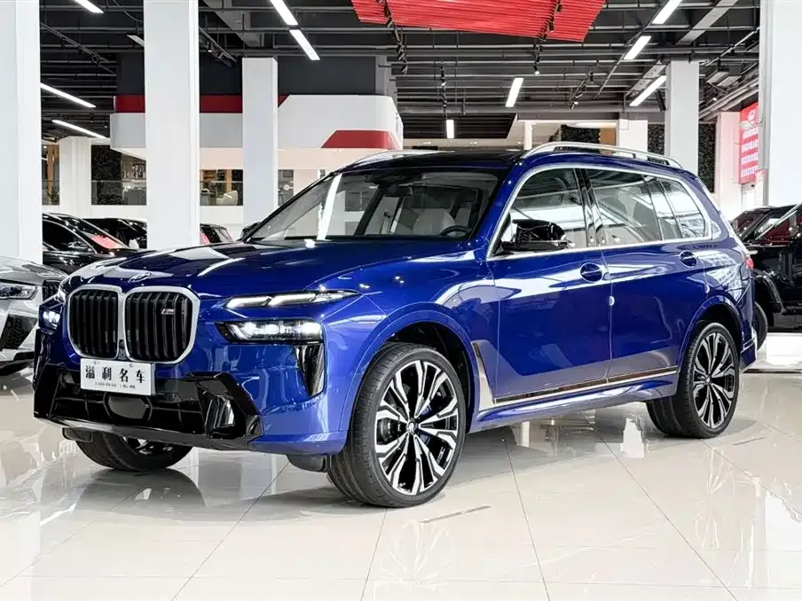 BMW X7 M60i