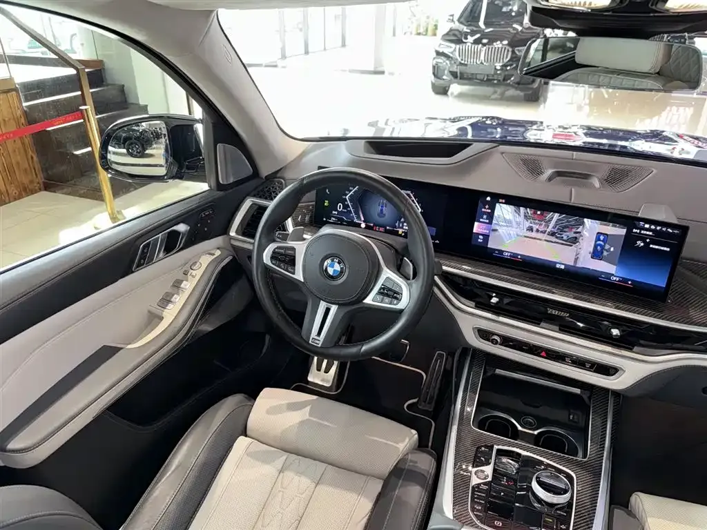 BMW X7 M60i 2026 из CN, фото 10