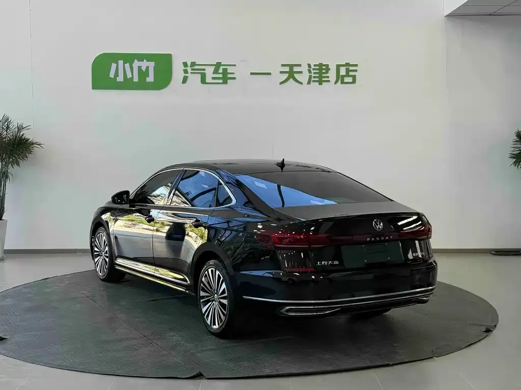 Volkswagen Passat — фото 3