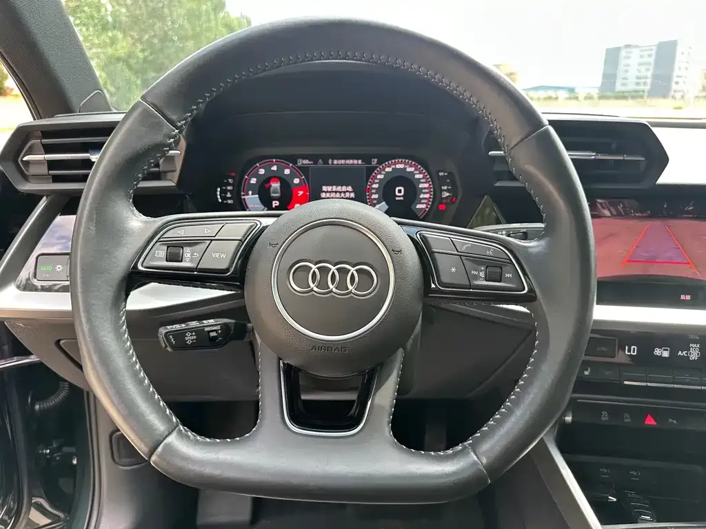 Audi A3 — фото 2