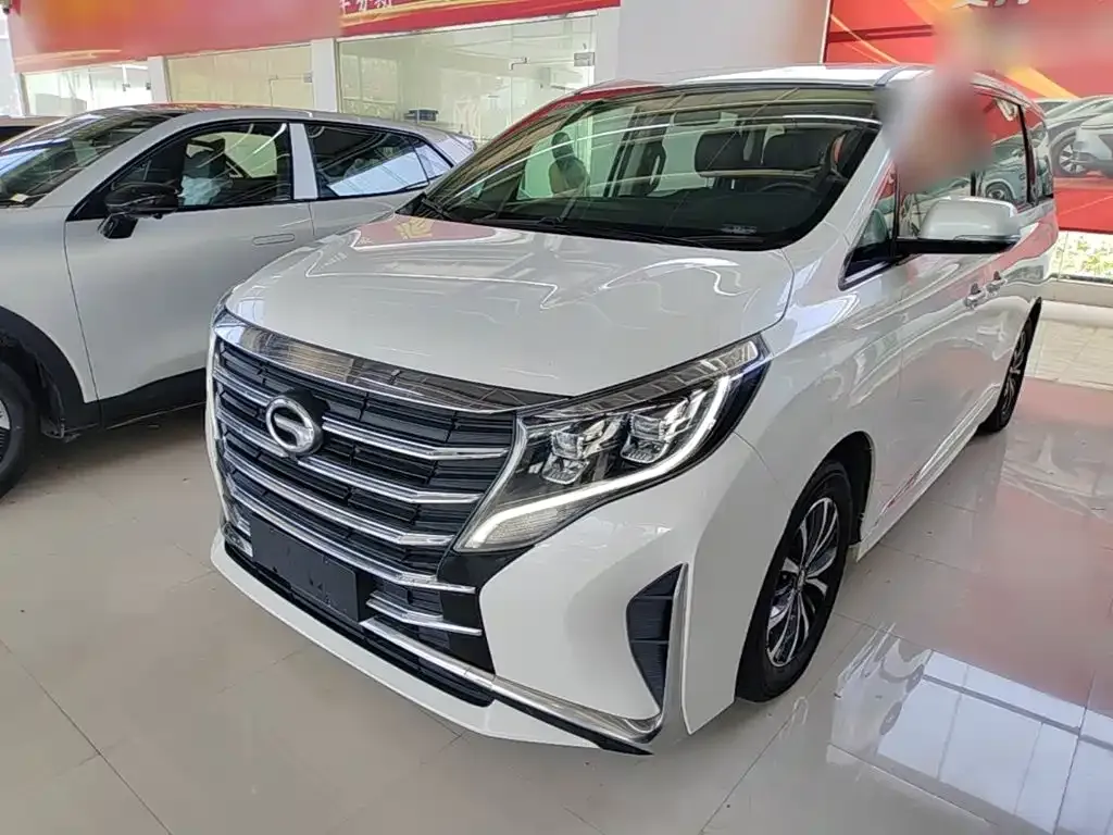 GAC Motor Trumpchi M8 — фото 1