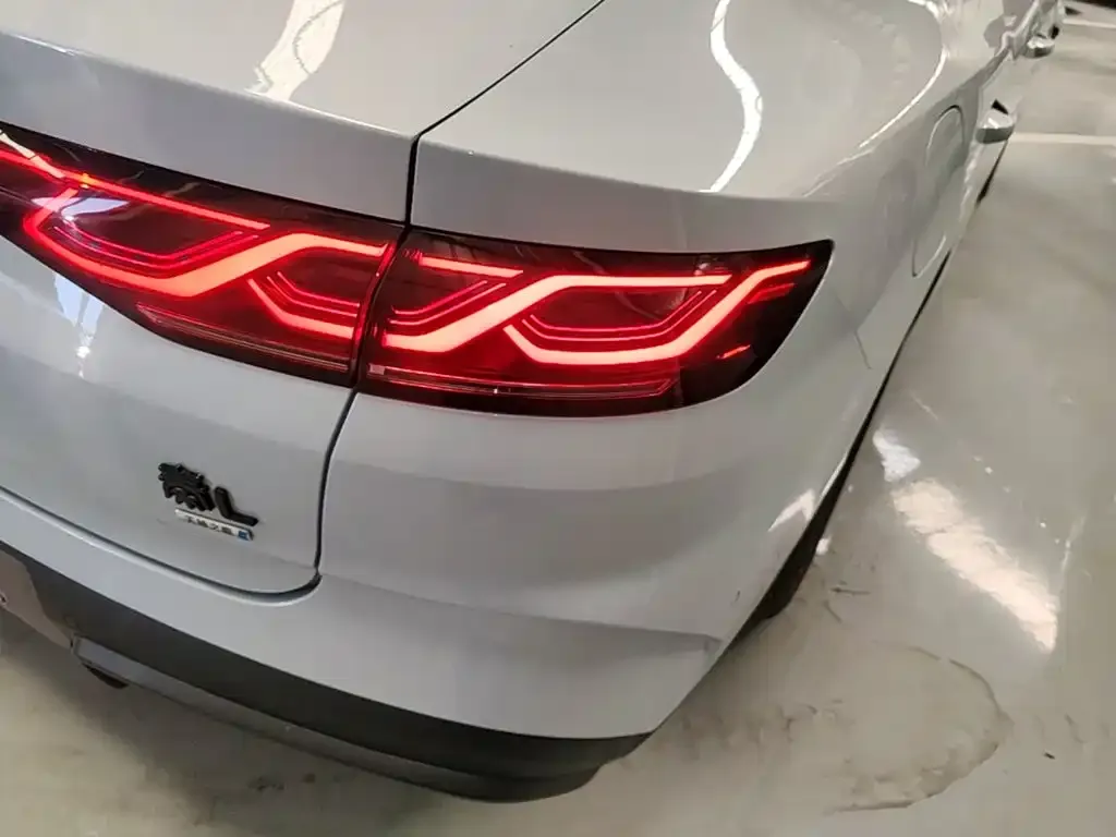 BYD Qin L — фото 2