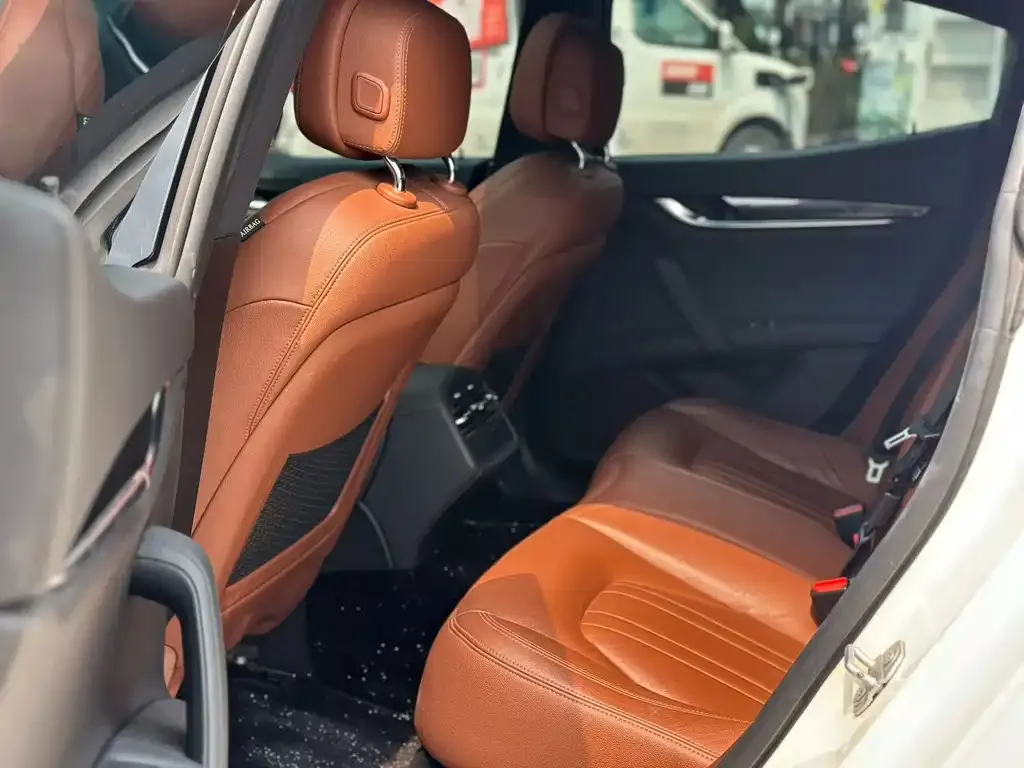 Maserati Ghibli — фото 4