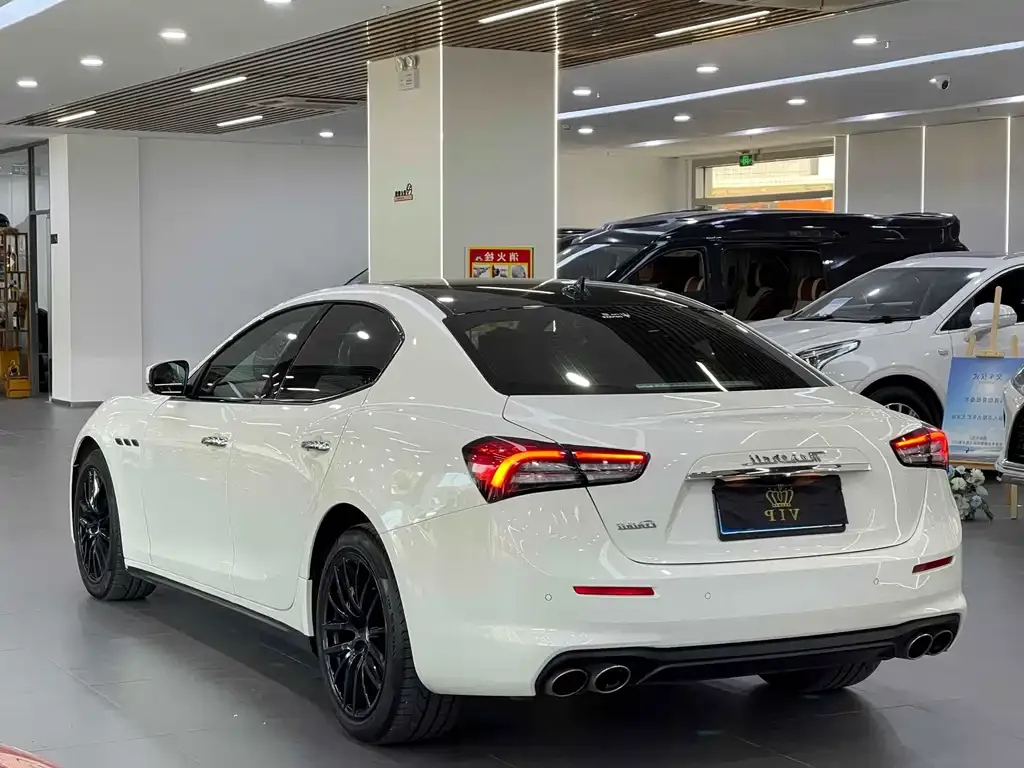 Maserati Ghibli — фото 3