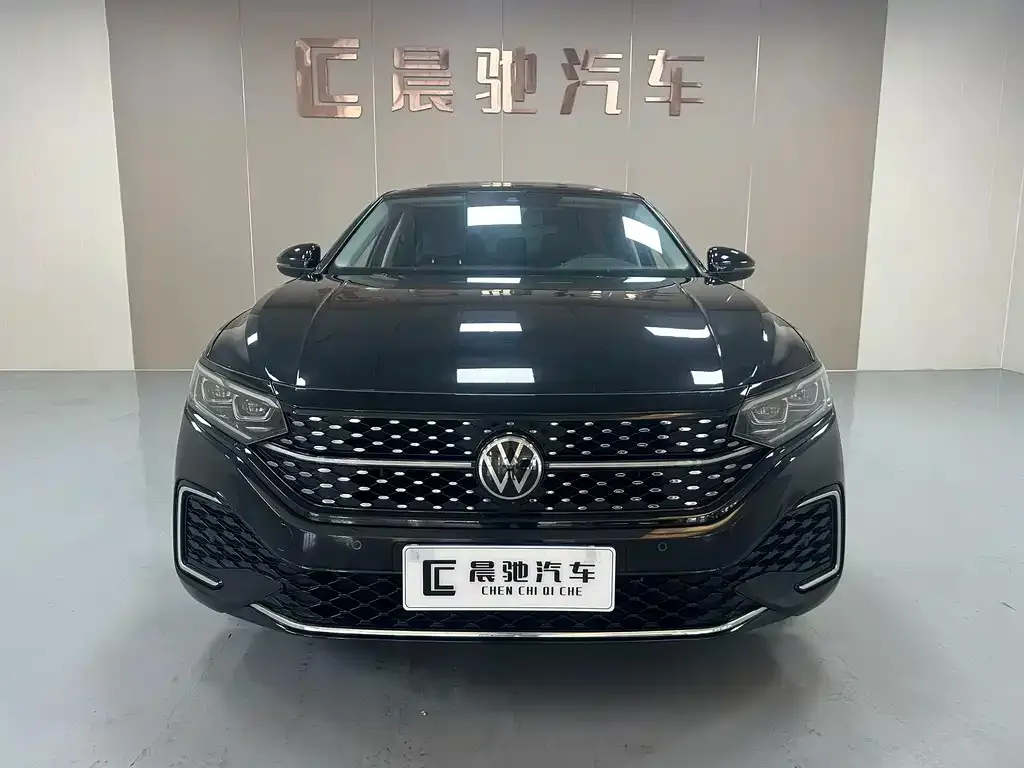 Volkswagen Passat — фото 7