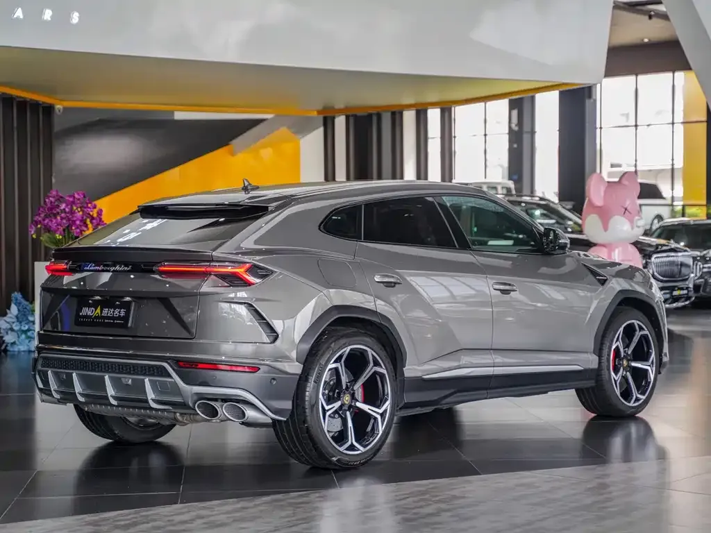 Lamborghini Urus — фото 5