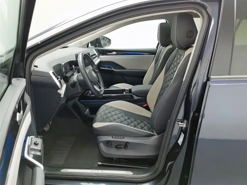 Volkswagen ID.6 Crozz 2022 из CN, фото 6