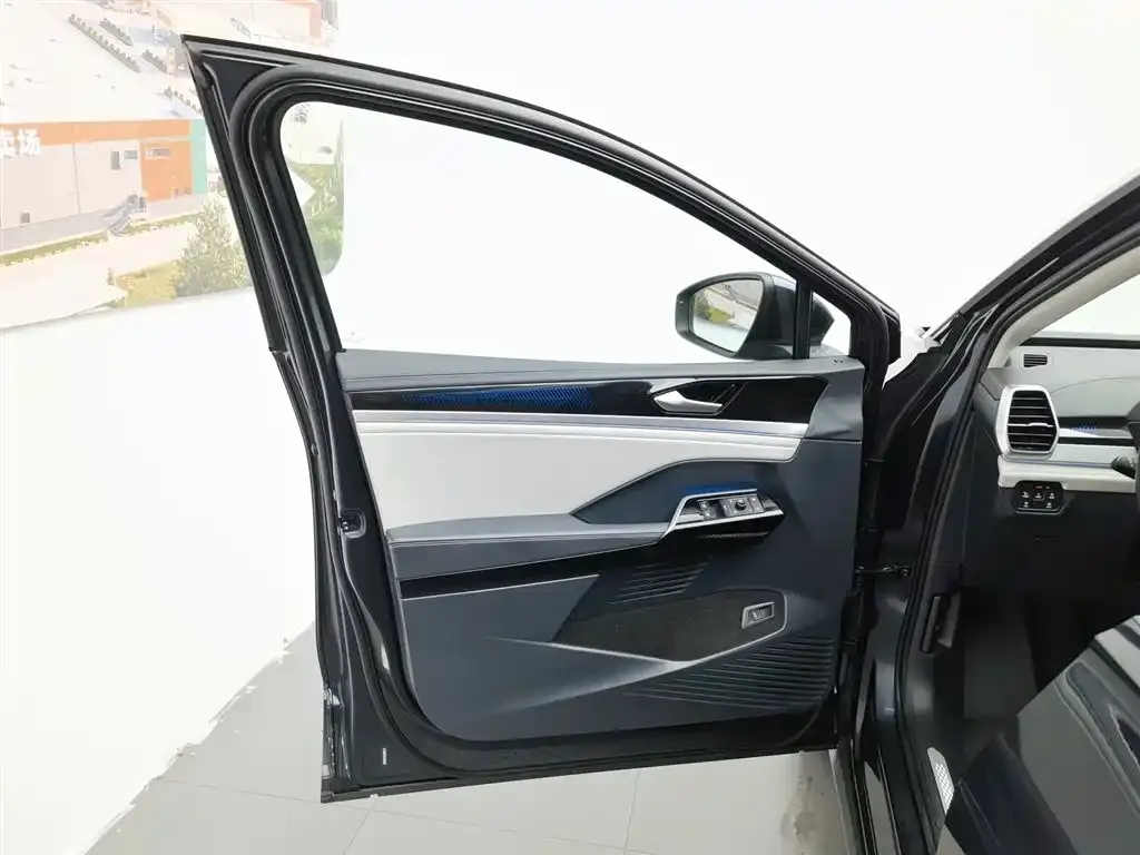 Volkswagen ID.6 Crozz 2022 из CN, фото 10