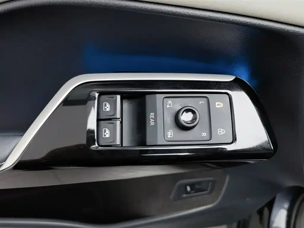 Volkswagen ID.6 Crozz 2022 из CN, фото 3