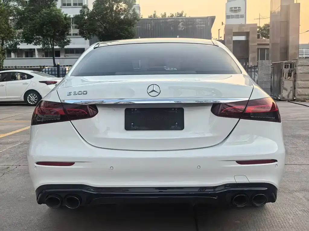 Mercedes-Benz E-Class (Import) — фото 10