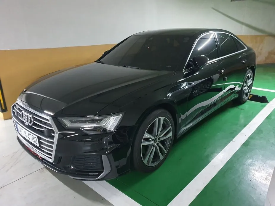 Audi A6 — фото 10