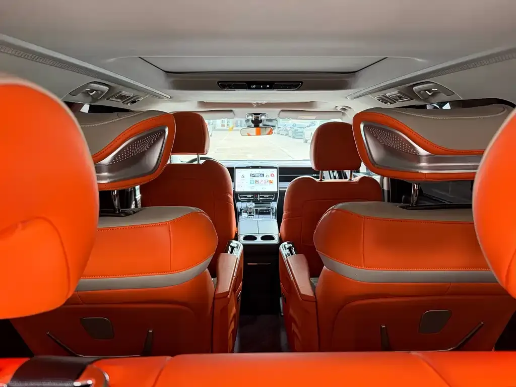 GAC Motor Trumpchi M8 — фото 9