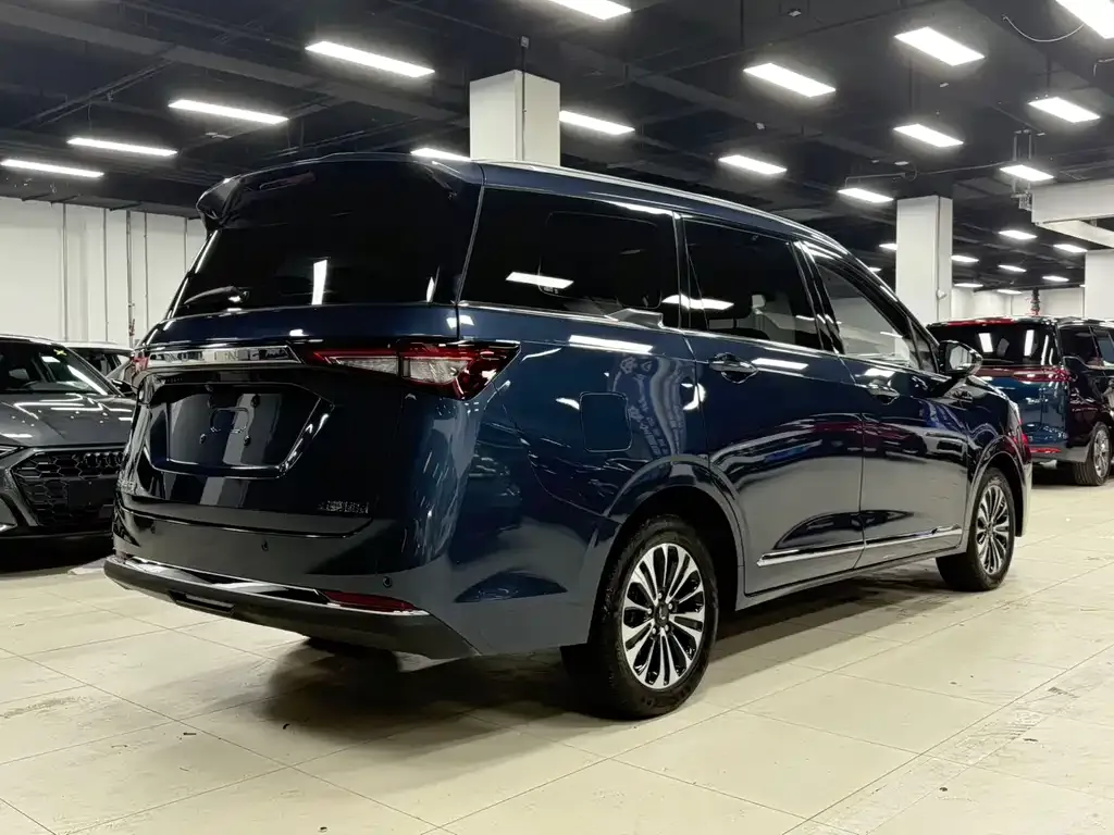 Wuling Jiachen 2022 из CN, фото 5