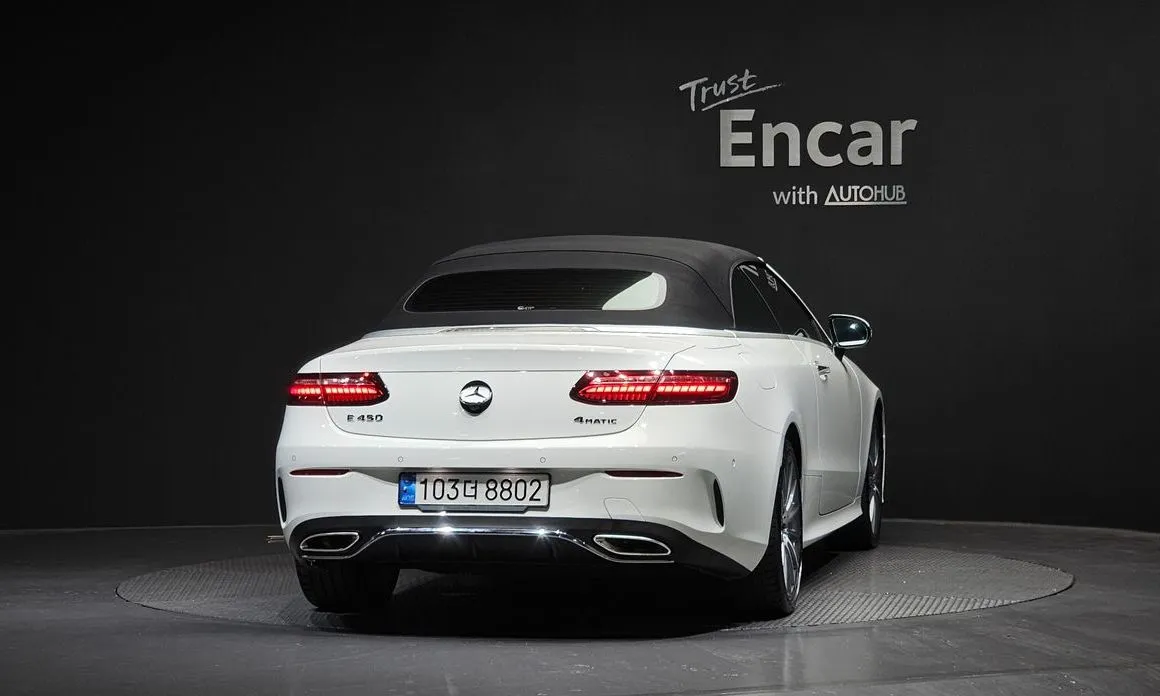 Mercedes-Benz E-Class — фото 2