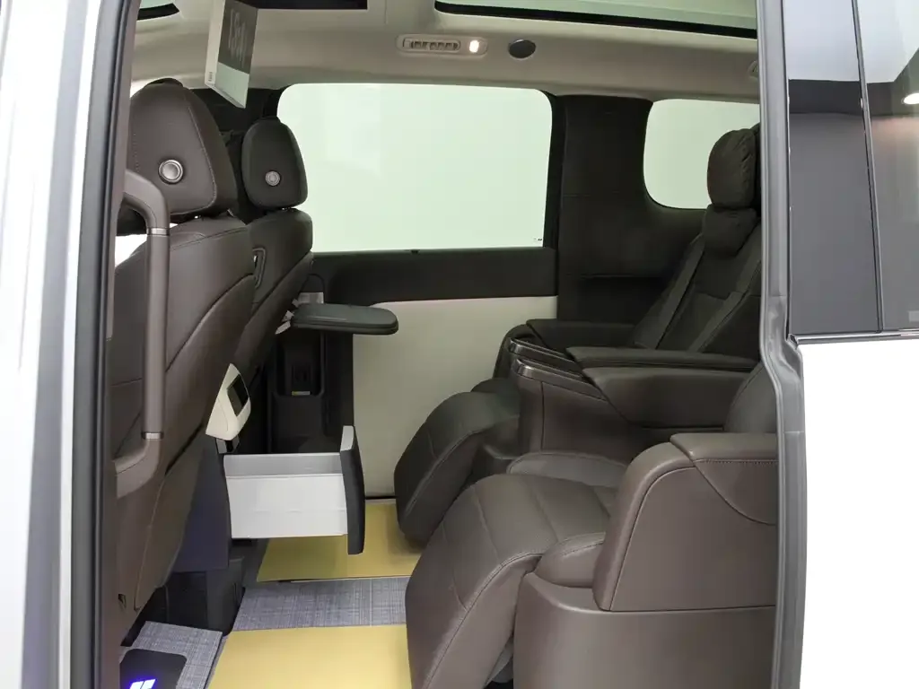Li Auto MEGA 2024 из CN, фото 8