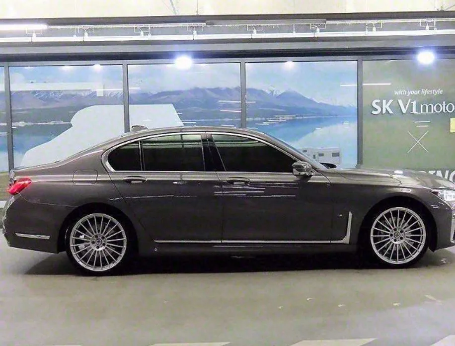 BMW 7-Series 2022 из KR, фото 9