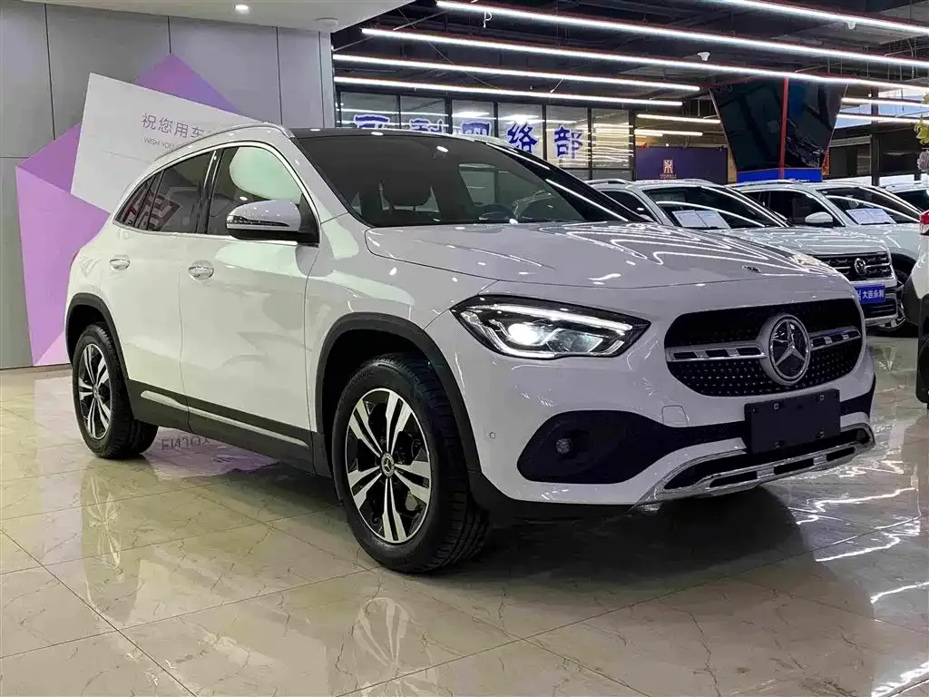 Mercedes-Benz GLA — фото 8