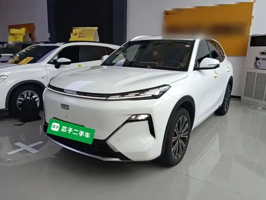 Geely Galaxy Xingjian 7 — фото 1