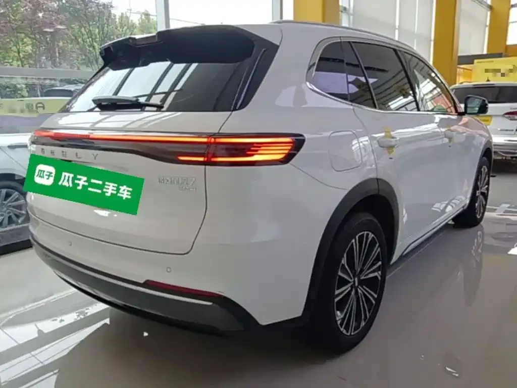 Geely Galaxy Xingjian 7 — фото 5