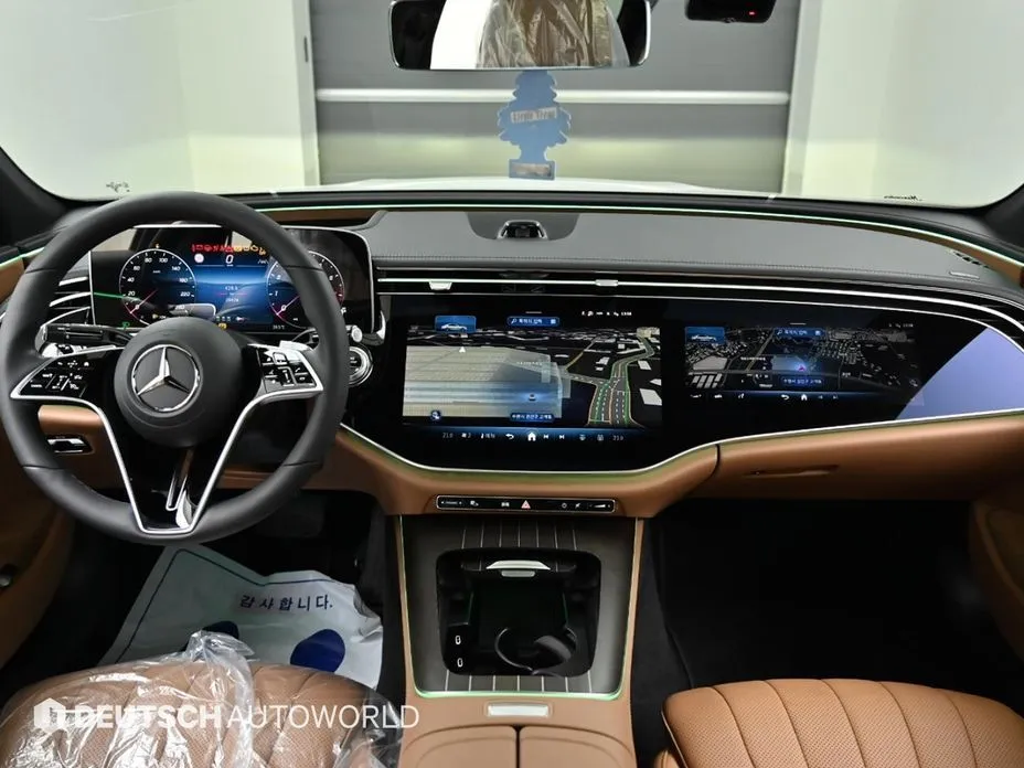 Mercedes-Benz E-Class — фото 10